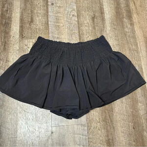 *SALE* Lululemon black shoets size 6